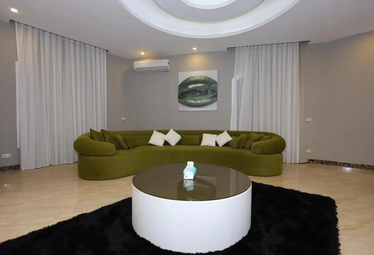 114615202 - Property Main Image