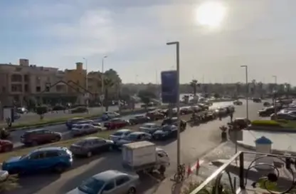 شقة - 3 غرف نوم - 2 حمامات للبيع في المستثمر الصغير - الحي العاشر - الشيخ زايد - الجيزة