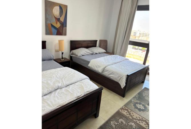 99107011 - Property Image 3