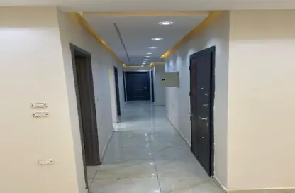 Apartment - 3 Bedrooms - 3 Bathrooms for rent in Al Hekma St. - Sheikh Zayed City - Giza