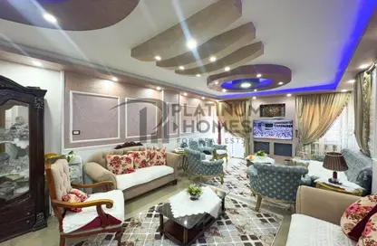 شقة - 3 غرف نوم - 2 حمامات للبيع في المنتزة - حي ثان المنتزة - الاسكندرية