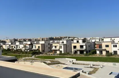 Villa - 5 Bedrooms - 6 Bathrooms for sale in Azzar - 5th Settlement Compounds - The 5th Settlement - New Cairo City - Cairo