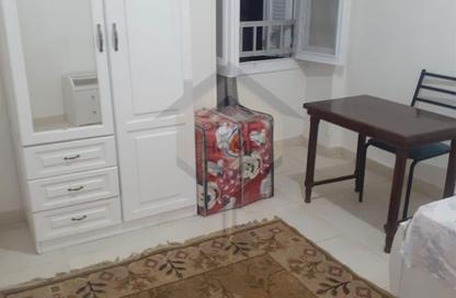 Apartment - 3 Bedrooms - 1 Bathroom for rent in Port Said St. - Sporting - Hay Sharq - Alexandria