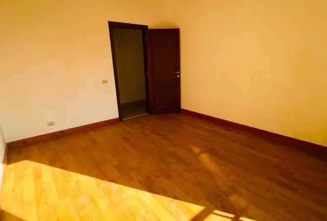 111304043 - Property Image 2