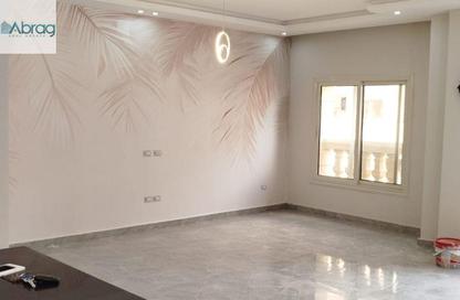 Apartment - 4 Bedrooms - 3 Bathrooms for sale in Al Bostan St. - 9th District - Sheikh Zayed City - Giza Apartment - 4 Bedrooms - 3 Bathrooms for sale in Al Bostan St. - 9th District - Sheikh Zayed City - Giza