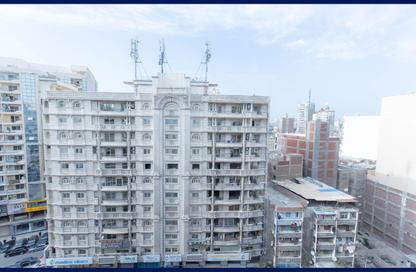 Apartment - 3 Bedrooms - 3 Bathrooms for sale in Mohamed Fawzy Moaz St. - Smouha - Hay Sharq - Alexandria