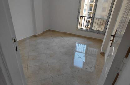 Apartment - 3 Bedrooms - 3 Bathrooms for rent in Capital East - Nasr City Compounds - Nasr City - Cairo