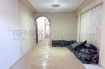 Apartment - 3 Bedrooms - 2 Bathrooms for sale in Azarita - Hay Wasat - Alexandria