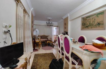 Apartment - 2 Bedrooms - 1 Bathroom for sale in Moharam Bek - Hay Wasat - Alexandria