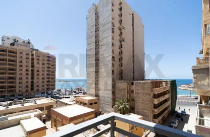 Apartment - 3 Bedrooms - 3 Bathrooms for sale in Mohamed Galal Hammad St. - Miami - Hay Awal El Montazah - Alexandria