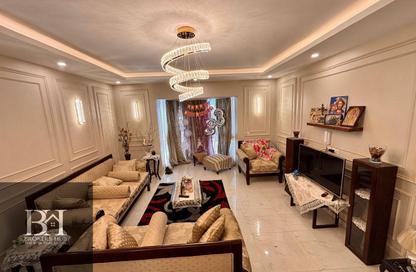 Penthouse - 3 Bedrooms - 3 Bathrooms for sale in Mountain View Chill Out Park - Northern Expansions - 6 October City - Giza