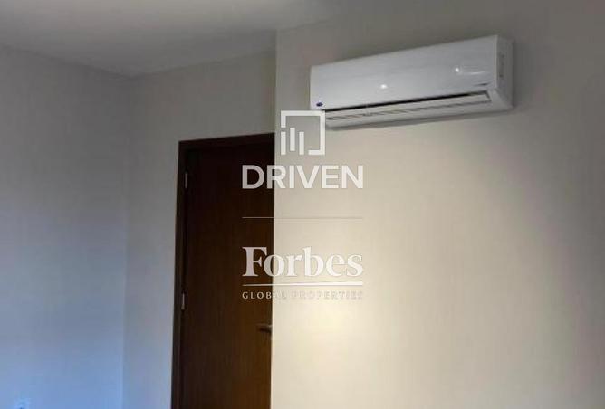 8582573 - Property Image 2