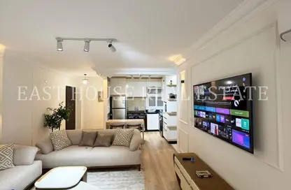 شقة - 3 غرف نوم - 2 حمامات للايجار في B10 - مدينتي - القاهرة