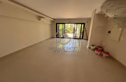 تاون هاوس - 3 غرف نوم - 4 حمامات للايجار في جاردن ريزدنس - هايد بارك - مدينة القاهرة الجديدة - القاهرة