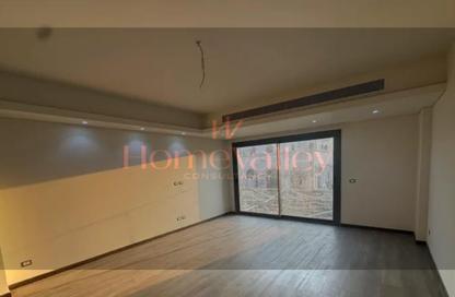 Apartment - 3 Bedrooms - 2 Bathrooms for sale in Village West - Sheikh Zayed Compounds - Sheikh Zayed City - Giza