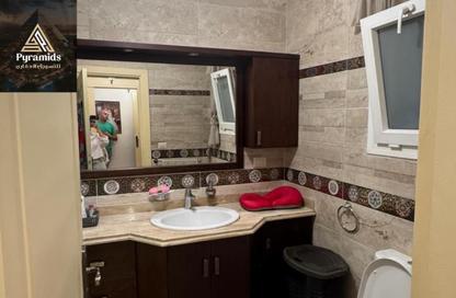Apartment - 3 Bedrooms - 3 Bathrooms for sale in Zayed Regency - Sheikh Zayed Compounds - Sheikh Zayed City - Giza