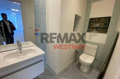 Office Space - Studio - 1 Bathroom for rent in Arkan Plaza - 26th of July Corridor - Sheikh Zayed City - Giza