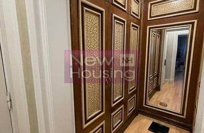 شقة - 3 غرف نوم - 3 حمامات للايجار في الزمالك - القاهرة