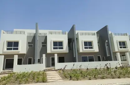 تاون هاوس - 3 غرف نوم - 3 حمامات للبيع في هايد بارك - مدينة القاهرة الجديدة - القاهرة