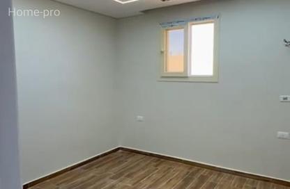 Apartment - 3 Bedrooms - 2 Bathrooms for sale in District 300 - Northern Expansions - 6 October City - Giza
