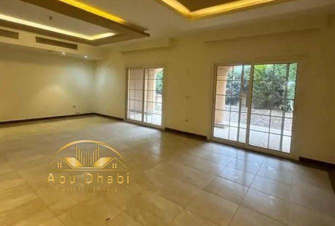 72705887 - Property Image 3