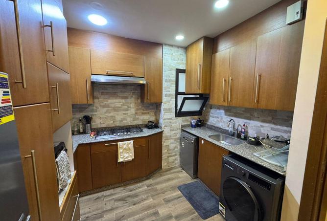 57247094 - صورة العقار 2