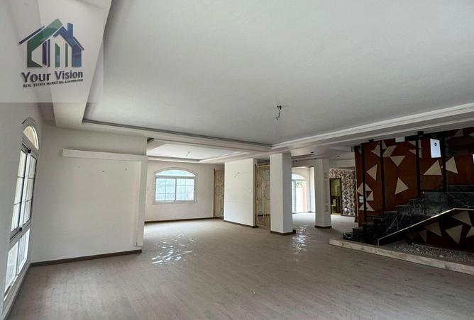 8600873 - Property Image 2