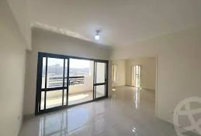 118285193 - Property Image 2