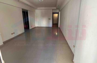 Apartment - 3 Bedrooms - 2 Bathrooms for rent in Laurent - Hay Sharq - Alexandria