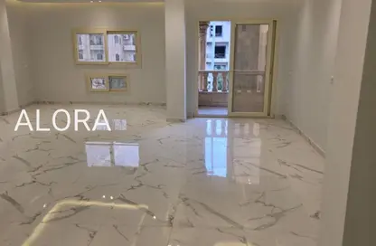 شقة - 3 غرف نوم - 2 حمامات للايجار في شارع البستان - الحي التاسع - الشيخ زايد - الجيزة