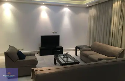 شقة - 3 غرف نوم - 3 حمامات للايجار في سرايات المعادي - حي المعادي - القاهرة