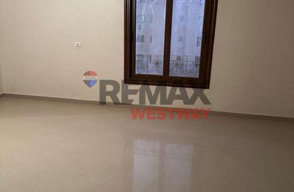 Office Space - Studio - 5 for rent in Touristic Zone 4 - Touristic Zone - Al Motamayez District - 6 October City - Giza