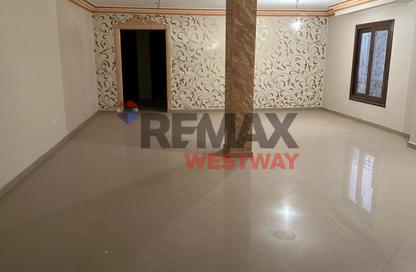 Office Space - Studio - 5 for rent in Touristic Zone 4 - Touristic Zone - Al Motamayez District - 6 October City - Giza