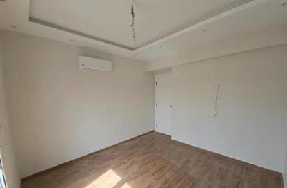 Apartment - 4 Bedrooms - 5 Bathrooms for rent in Mountain View Hyde Park - 5th Settlement Compounds - The 5th Settlement - New Cairo City - Cairo Apartment - 4 Bedrooms - 5 Bathrooms for rent in Mountain View Hyde Park - 5th Settlement Compounds - The 5th Settlement - New Cairo City - Cairo