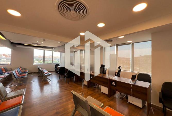 100077927 - Property Main Image