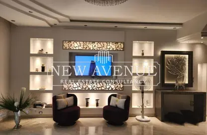 تاون هاوس - 3 غرف نوم - 3 حمامات للبيع في ديفينا جاردنز - الحي الثالث غرب - مدينة الشروق - القاهرة