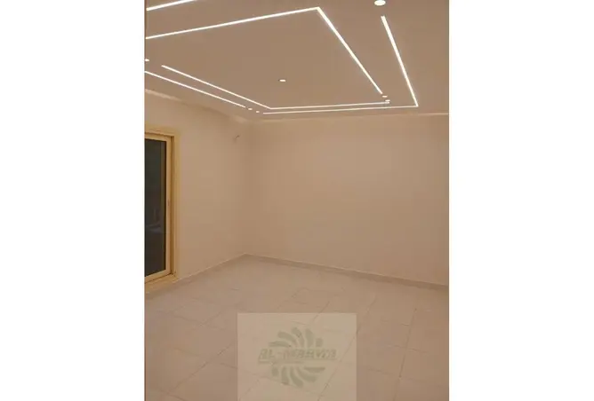 102628794 - Property Image 2