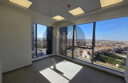 عيادة - 3 غرف نوم - 1 حمام للايجار في ثري سيكستي - كمبوندات التجمع الخامس - التجمع الخامس - مدينة القاهرة الجديدة - القاهرة