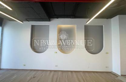 Office Space - Studio - 1 Bathroom for rent in Hyde Park Business District Mall - South Teseen St. - The 5th Settlement - New Cairo City - Cairo