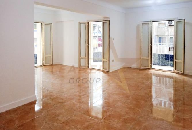 8483027 - الصورة الرئيسية للعقار