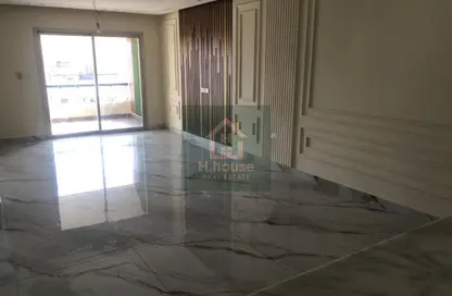 Apartment - 2 Bedrooms - 1 Bathroom for sale in El Rehab Extension - Al Rehab - New Cairo City - Cairo