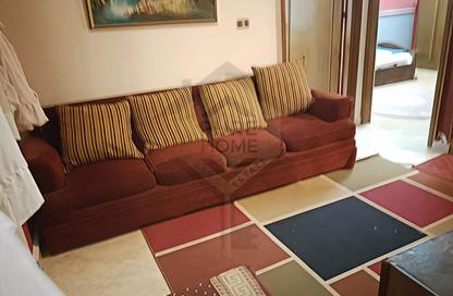 Apartment - 3 Bedrooms - 2 Bathrooms for rent in Winget st. - Bolkly - Hay Sharq - Alexandria