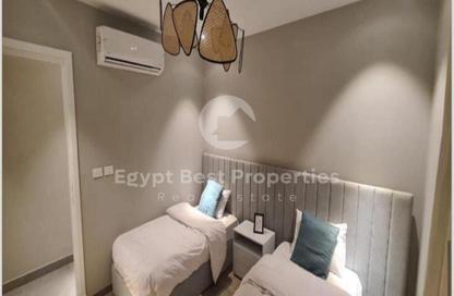 Apartment - 3 Bedrooms - 3 Bathrooms for sale in Sodic East - 6th District - New Heliopolis - Cairo