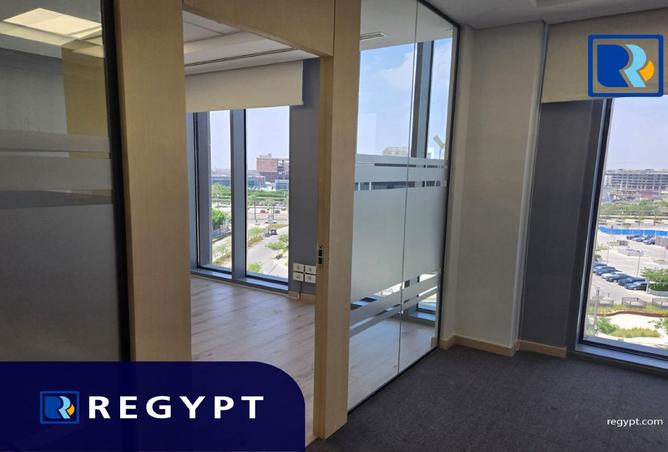 104037778 - Property Image 3