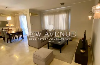 Apartment - 2 Bedrooms - 2 Bathrooms for sale in Palm Hills Village Gate - South Investors Area - New Cairo City - Cairo