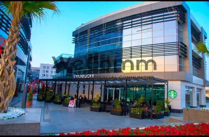 عيادة - 4 غرف نوم - 2 حمامات للايجار في مجرة - محور 26 يوليو - الشيخ زايد - الجيزة