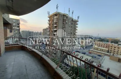 Apartment - 3 Bedrooms - 2 Bathrooms for sale in Nasr City - Cairo