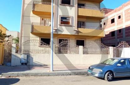 Villa - 7+ Bedrooms - 7+ Bathrooms for sale in West Somid Road - West Somid - 6 October City - Giza
