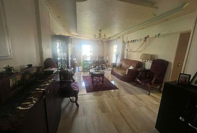 98012086 - Property Image 3