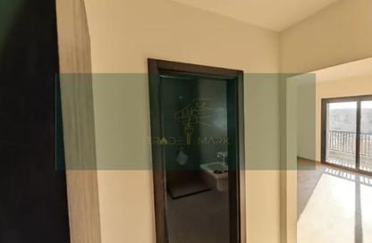 Apartment - 3 Bedrooms - 3 Bathrooms for sale in Swan Lake Residence - 5th Settlement Compounds - The 5th Settlement - New Cairo City - Cairo